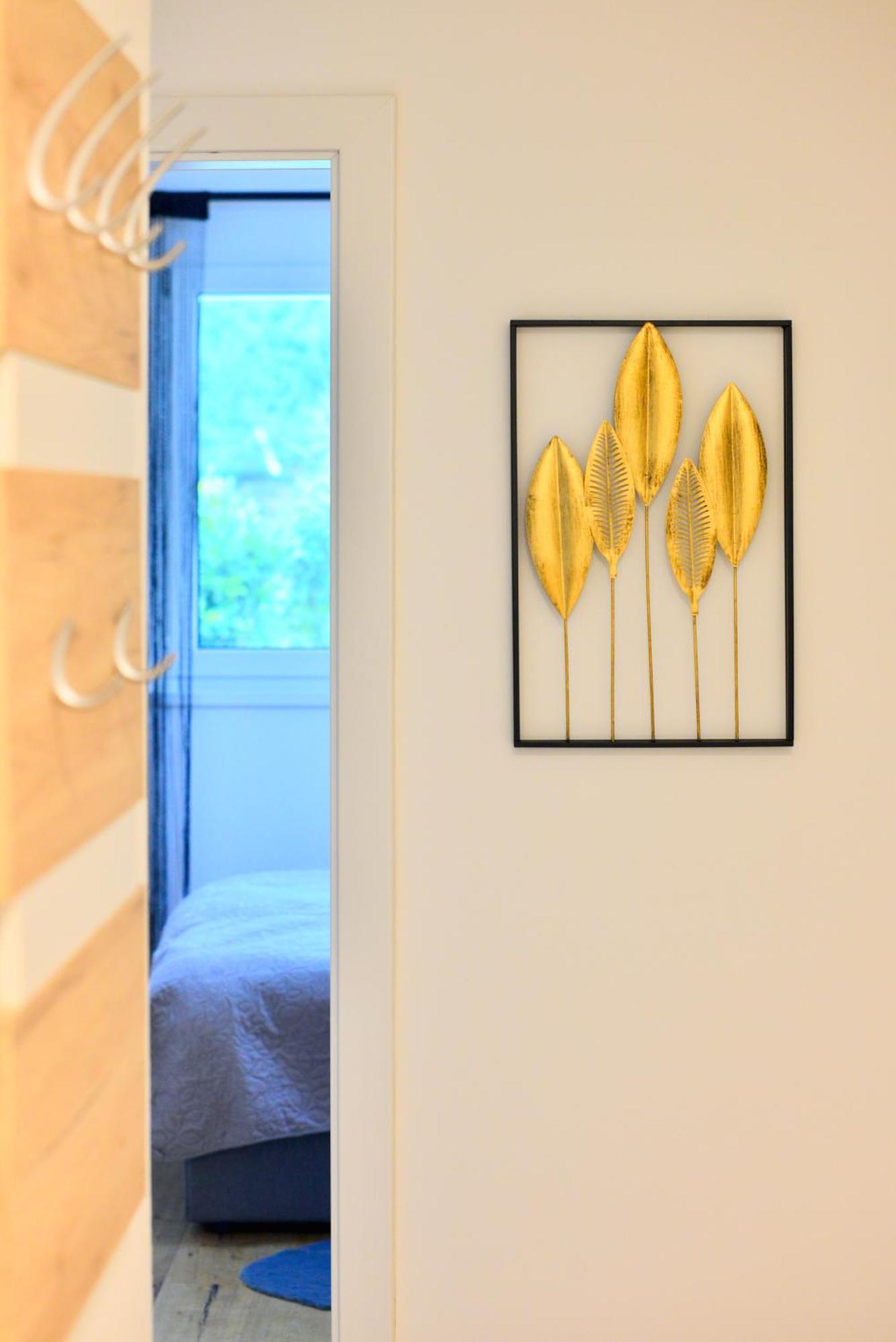 Appartement New With Parking And Metro In Front Of The House *